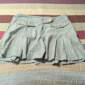 Izod Blue and Cream Geometric Skirt